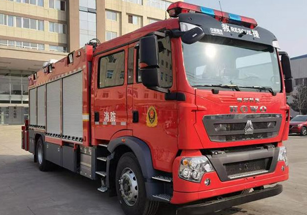 照明消防車