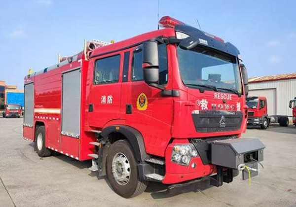 Foam fire truck